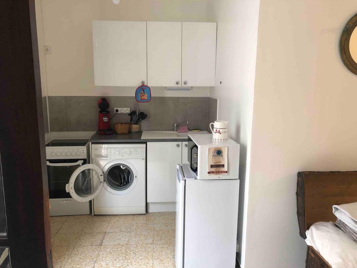 Апартаменти Arles Fourques Studio Equipe Екстер'єр фото